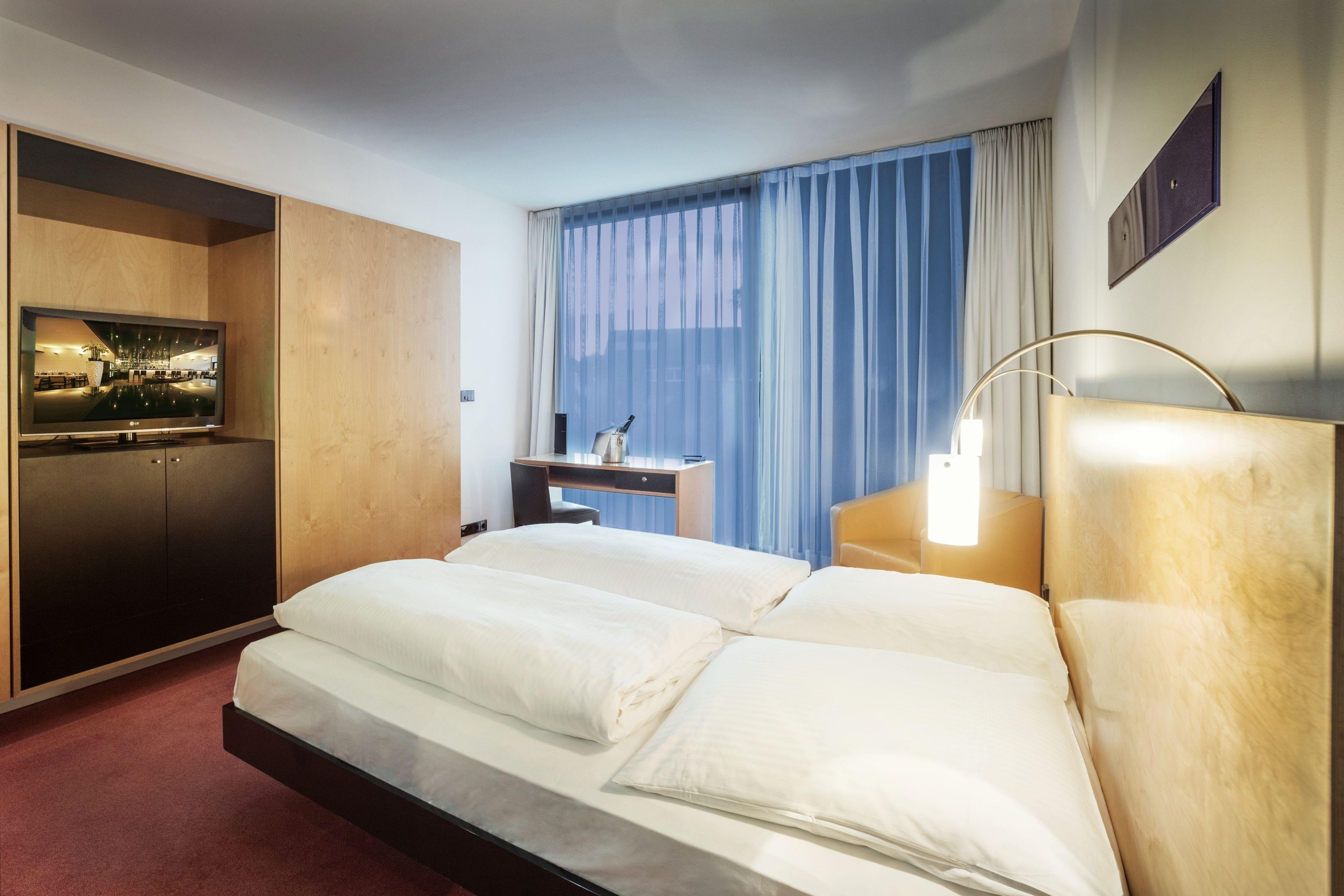 Innside By Melia Seestern Hotel 4*
