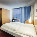 Innside By Meliá Seestern Hotel 4*