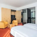 Innside By Melia Duesseldorf Seestern